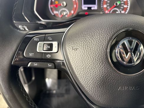 Used 2019 Volkswagen Jetta R-Line w/ R-Line Cold Weather Package image 11