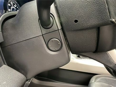 Used 2017 Ford F150 Lariat w/ Equipment Group 502A Luxury image 14