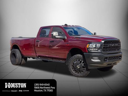 Used 2024 RAM 3500 Tradesman AWD/4WD image 3