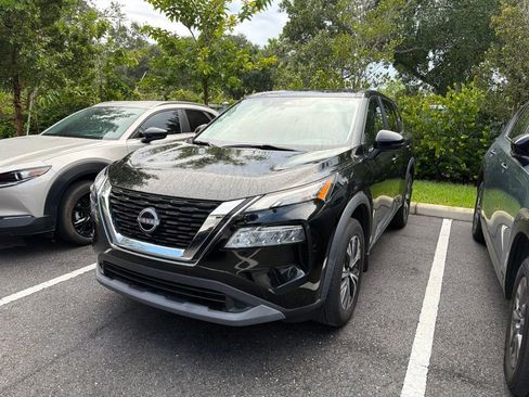 Used 2023 Nissan Rogue SV FWD image 15