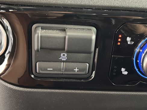 Certified 2025 GMC Sierra 1500 Elevation AWD/4WD image 27