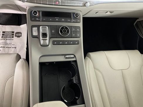 Used 2022 Hyundai Palisade Calligraphy AWD/4WD image 17