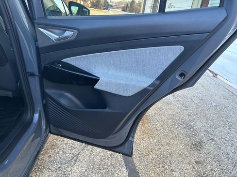 Certified 2023 Volkswagen ID.4 Pro image 18