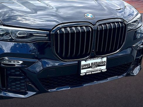 Used 2021 BMW X7 xDrive40i w/ M Sport Package AWD/4WD image 29