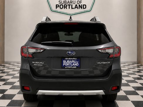 Used 2023 Subaru Outback Limited AWD/4WD image 4
