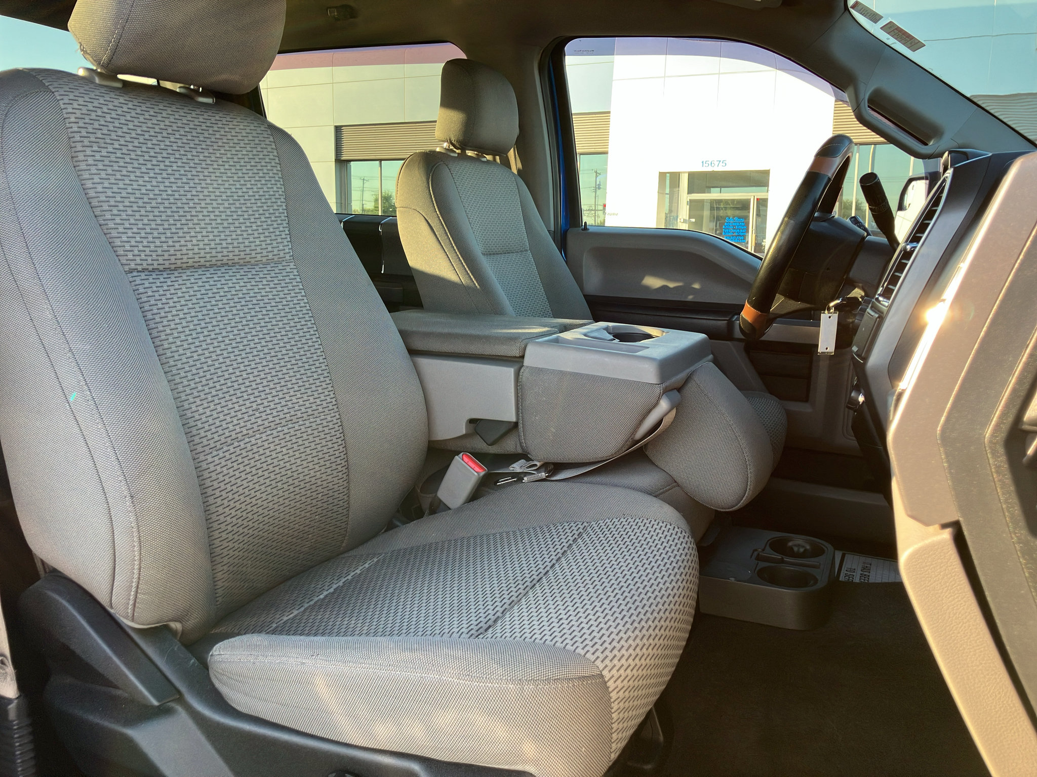 Used 2016 Ford F150 XLT AWD/4WD image 34