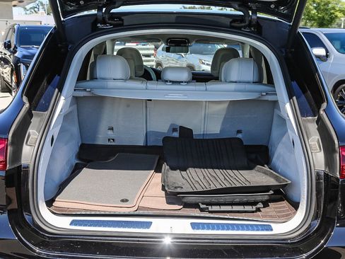 Certified 2023 Mercedes-Benz EQS 580 4MATIC SUV image 24