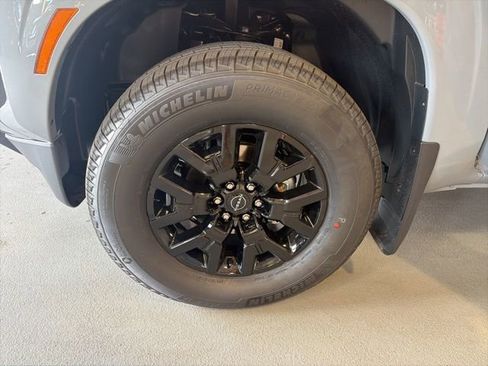 New 2026 Nissan Frontier SV AWD/4WD image 28