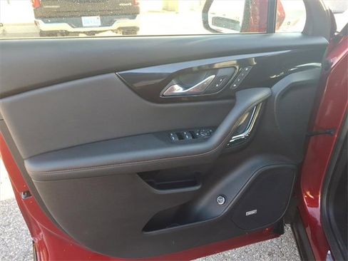 Used 2021 Chevrolet Blazer RS w/ Enhanced Convenience Package image 9