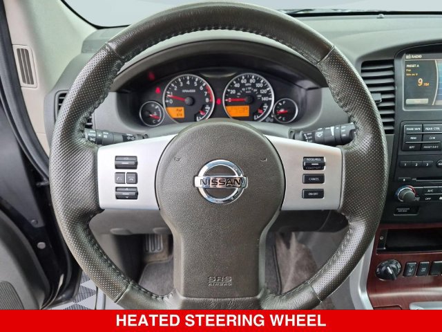 Used 2011 Nissan Pathfinder LE AWD/4WD image 17