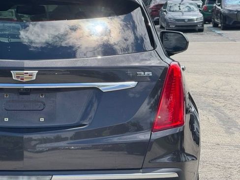 Used 2017 Cadillac XT5 Platinum w/ Driver Assist Package AWD/4WD image 5