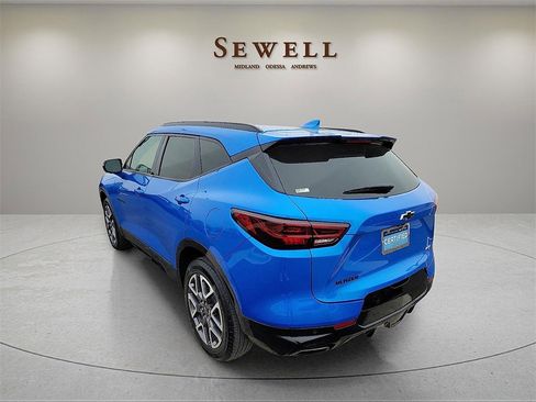 Used 2024 Chevrolet Blazer RS w/ Driver Confidence II Package image 3