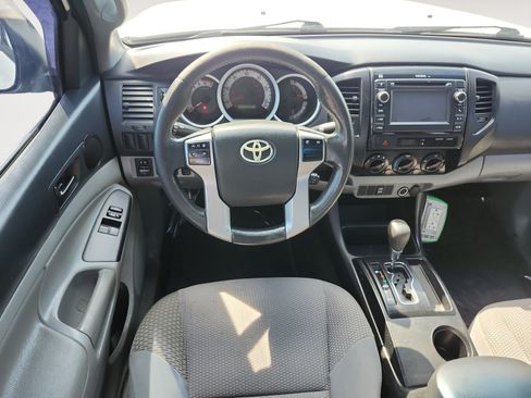 Used 2013 Toyota Tacoma PreRunner w/ Convenience Pkg RWD image 11