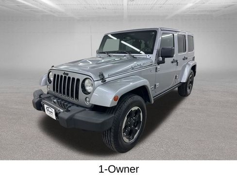 Used 2014 Jeep Wrangler Unlimited Sahara AWD/4WD image 7
