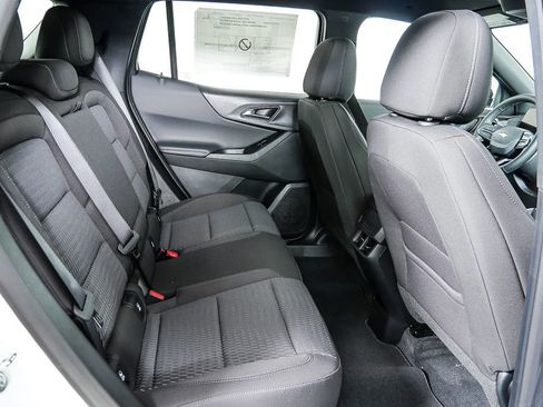 New 2026 Chevrolet Equinox LT image 21