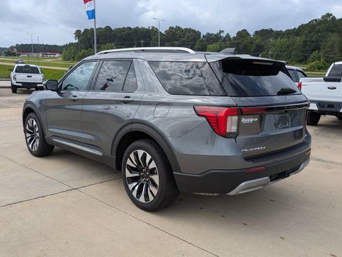 Used 2025 Ford Explorer Platinum w/ LUX Leather Package AWD/4WD image 6