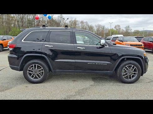 Used 2021 Jeep Grand Cherokee Limited AWD/4WD image 37