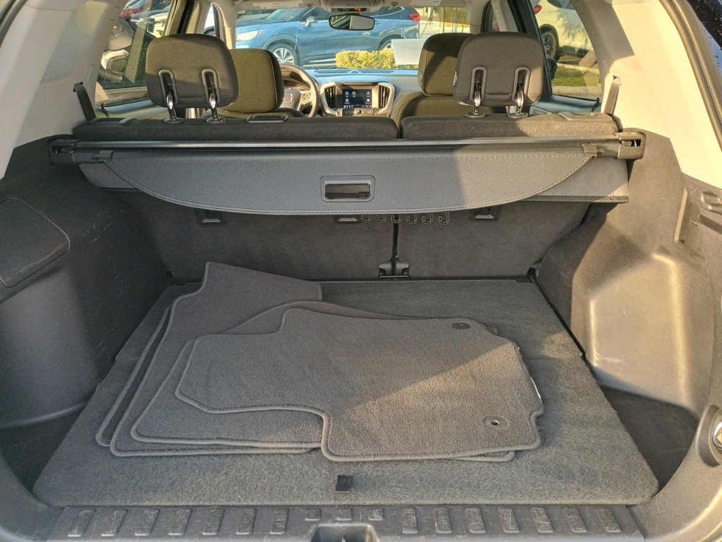 Used 2018 GMC Terrain SLE FWD image 17