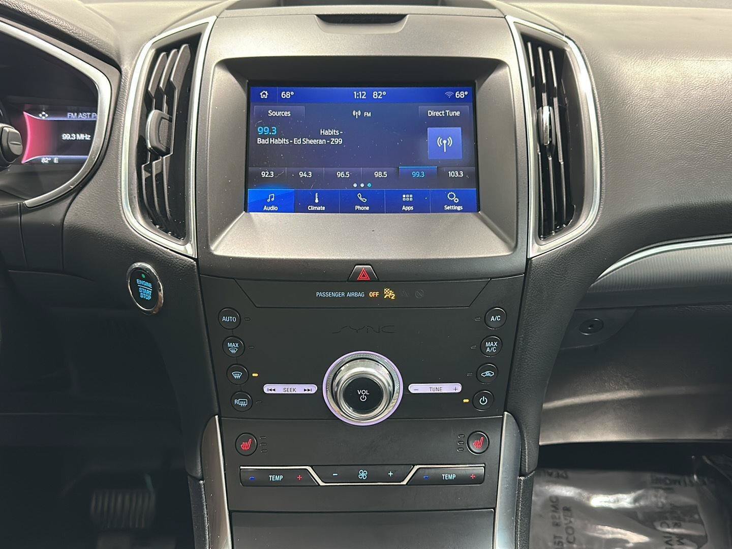 Used 2020 Ford Edge Titanium AWD/4WD image 12