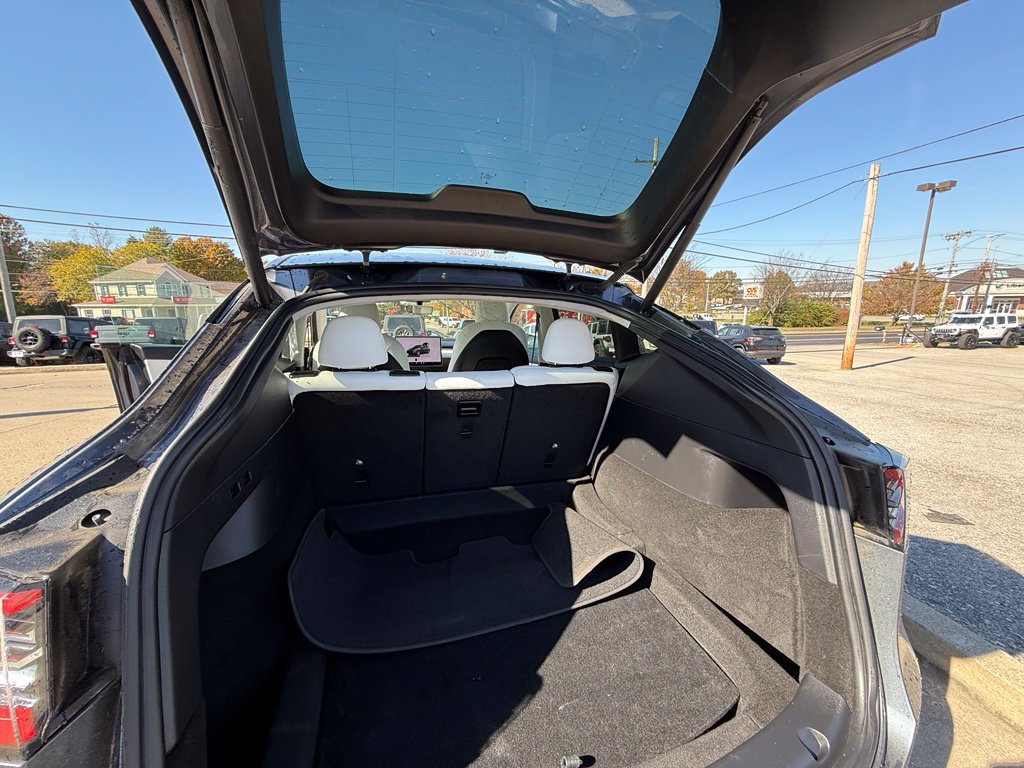 Used 2022 Tesla Model Y Long Range AWD/4WD image 23