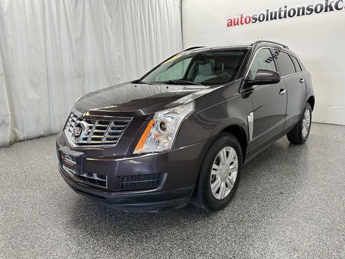 Used 2015 Cadillac SRX FWD image 3