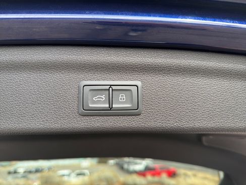 Used 2021 Audi Q3 2.0T Premium Plus w/ Premium Plus Package image 19