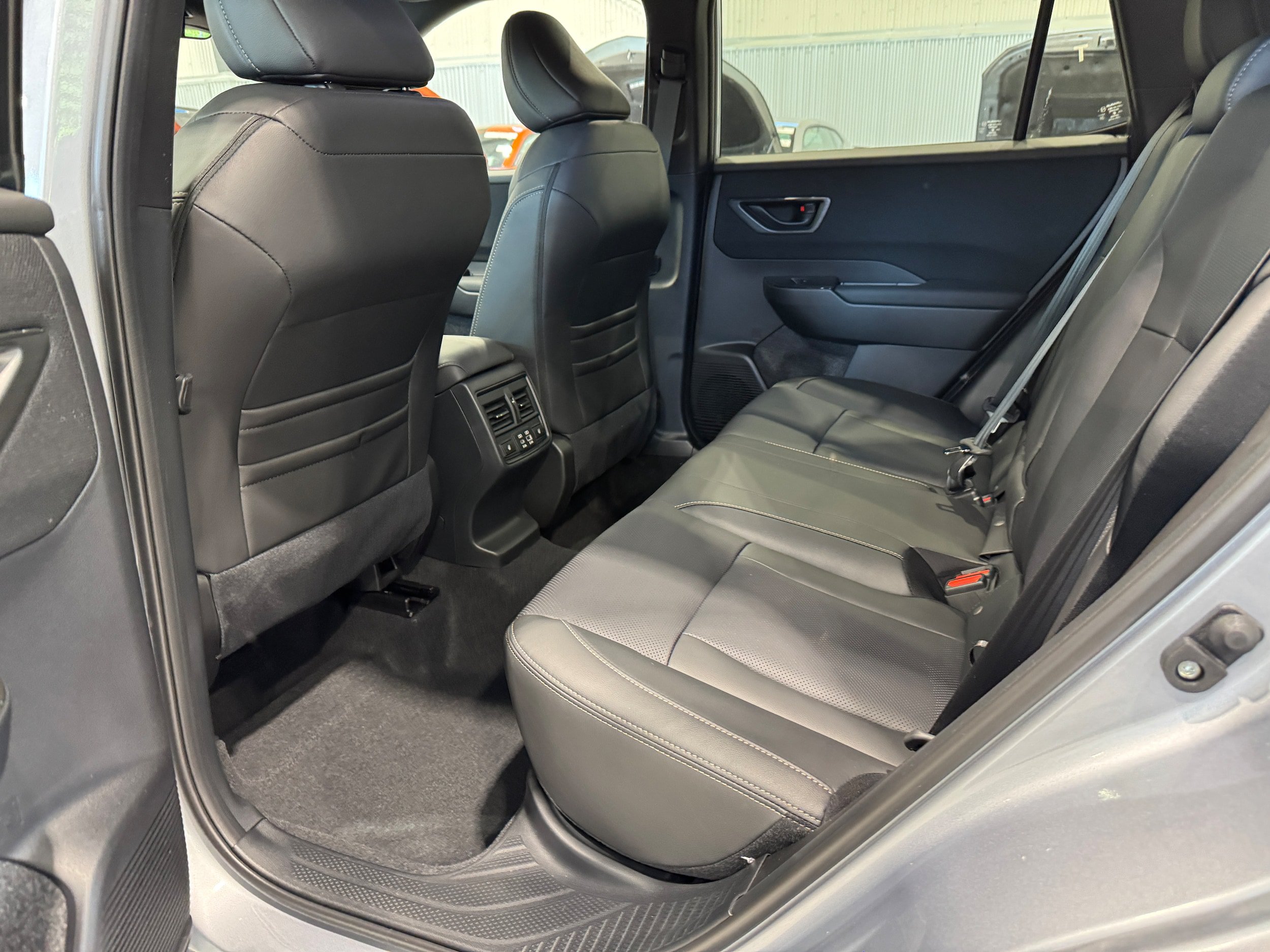 New 2026 Subaru Outback Limited AWD/4WD image 8