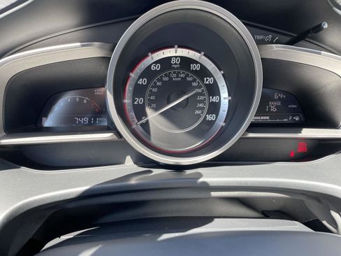 Used 2014 MAZDA MAZDA3 i Touring FWD image 2