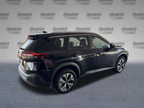 Used 2023 Nissan Rogue SV w/ SV Premium B Package FWD image 9
