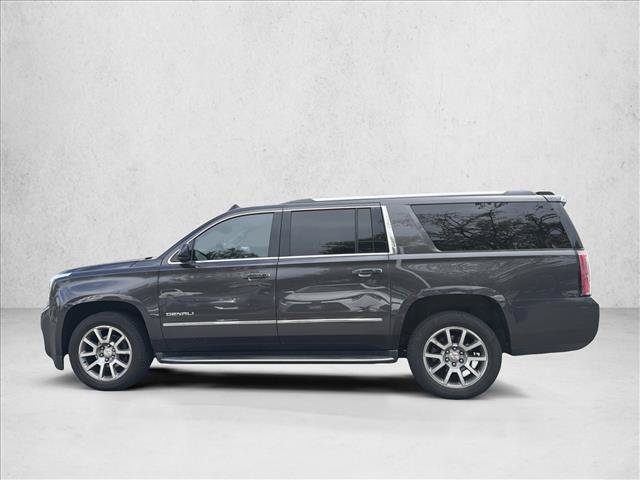 Used 2017 GMC Yukon XL Denali w/ Open Road Package AWD/4WD image 9