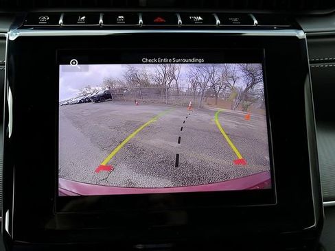 New 2025 Jeep Grand Cherokee Altitude image 22