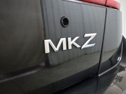 Used 2012 Lincoln MKZ FWD image 22