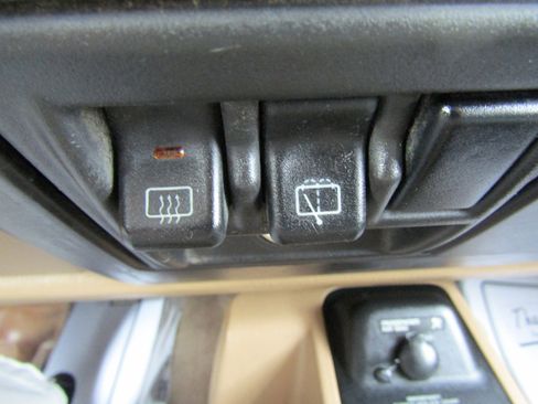 Used 2001 Jeep Wrangler Sahara AWD/4WD image 20