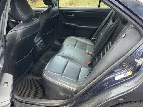 Used 2015 Toyota Camry XLE FWD image 23