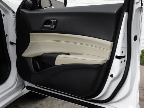 Used 2017 Acura ILX image 42