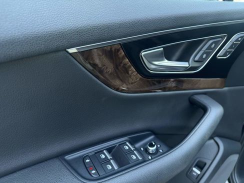 Used 2017 Audi Q7 3.0T Premium Plus image 24