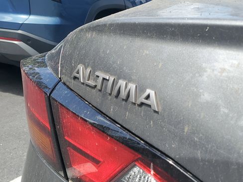 Used 2024 Nissan Altima 2.5 S image 7