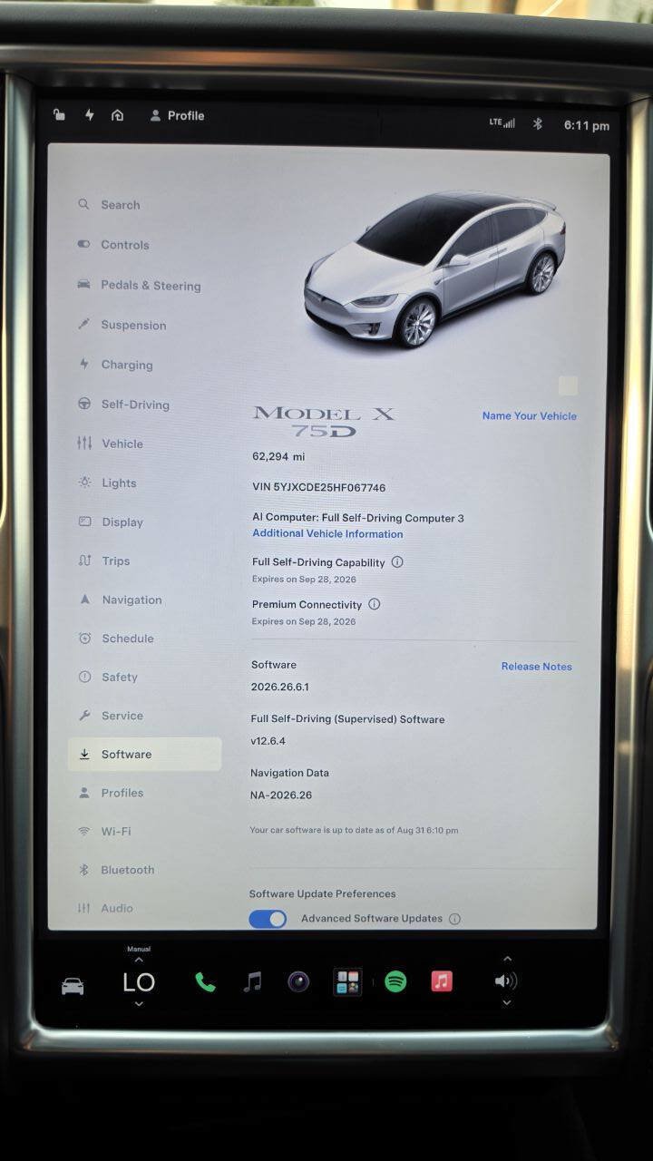 Used 2017 Tesla Model X 75D AWD/4WD image 14