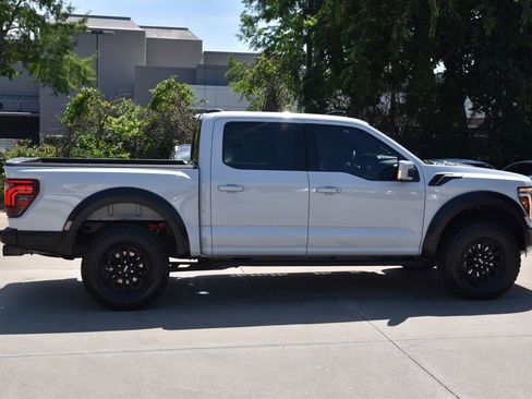 Used 2025 Ford F150 Raptor AWD/4WD image 6