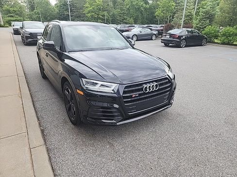 Used 2019 Audi SQ5 Premium Plus w/ Premium Plus Package AWD/4WD image 12