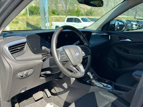 Used 2025 Buick Encore GX Preferred AWD/4WD image 26