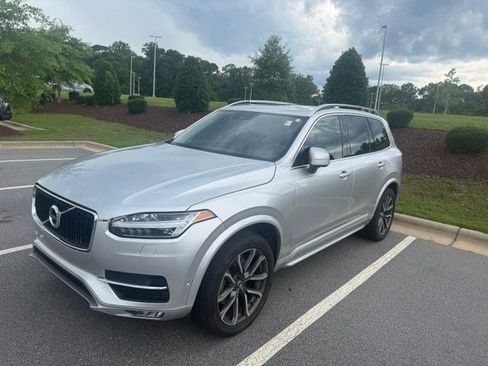 Used 2017 Volvo XC90 T6 Momentum w/ Vision Package AWD/4WD image 17