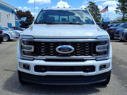 Used 2025 Ford F450 Platinum w/ Platinum Plus Package image 8