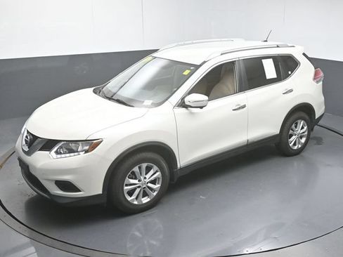 Used 2015 Nissan Rogue SV w/ SV Premium Package FWD image 65