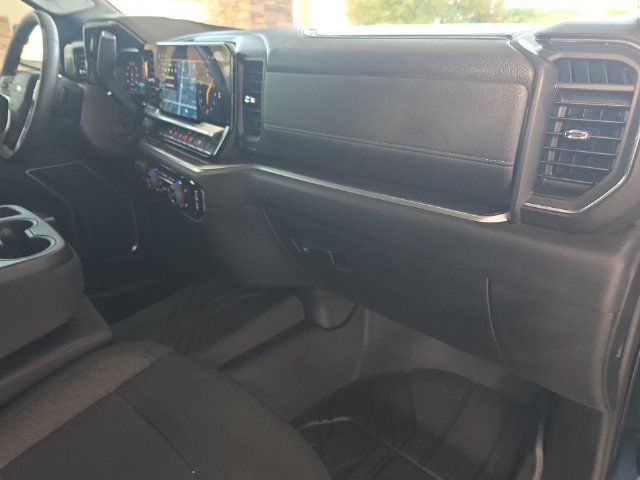 Used 2026 Chevrolet Silverado 1500 RST w/ RST Select Package AWD/4WD image 27