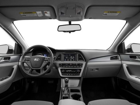 Used 2016 Hyundai Sonata SE w/ Cargo Package FWD image 10
