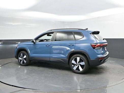 Used 2025 Volkswagen Taos S AWD/4WD image 8