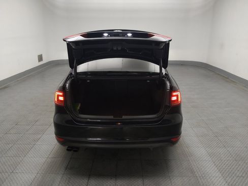 Used 2014 Volkswagen Jetta GLI Autobahn FWD image 29