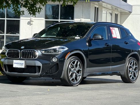 Used 2018 BMW X2 xDrive28i w/ M SportX Package AWD/4WD image 9