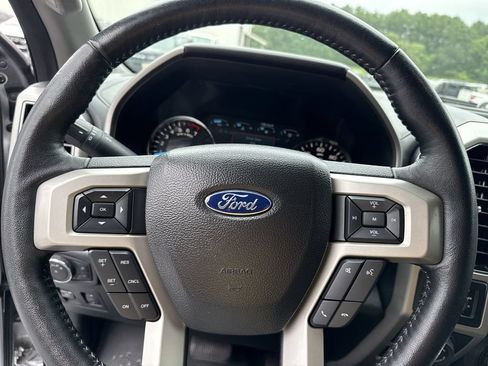 Used 2019 Ford F150 Lariat AWD/4WD image 23